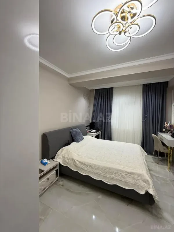 Kirayə verilir 3 otaqlı mənzil 120 m²