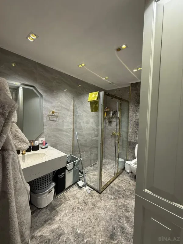 Kirayə verilir 3 otaqlı mənzil 120 m²