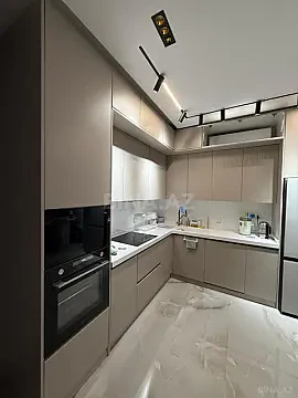 Kirayə verilir 3 otaqlı mənzil 120 m²