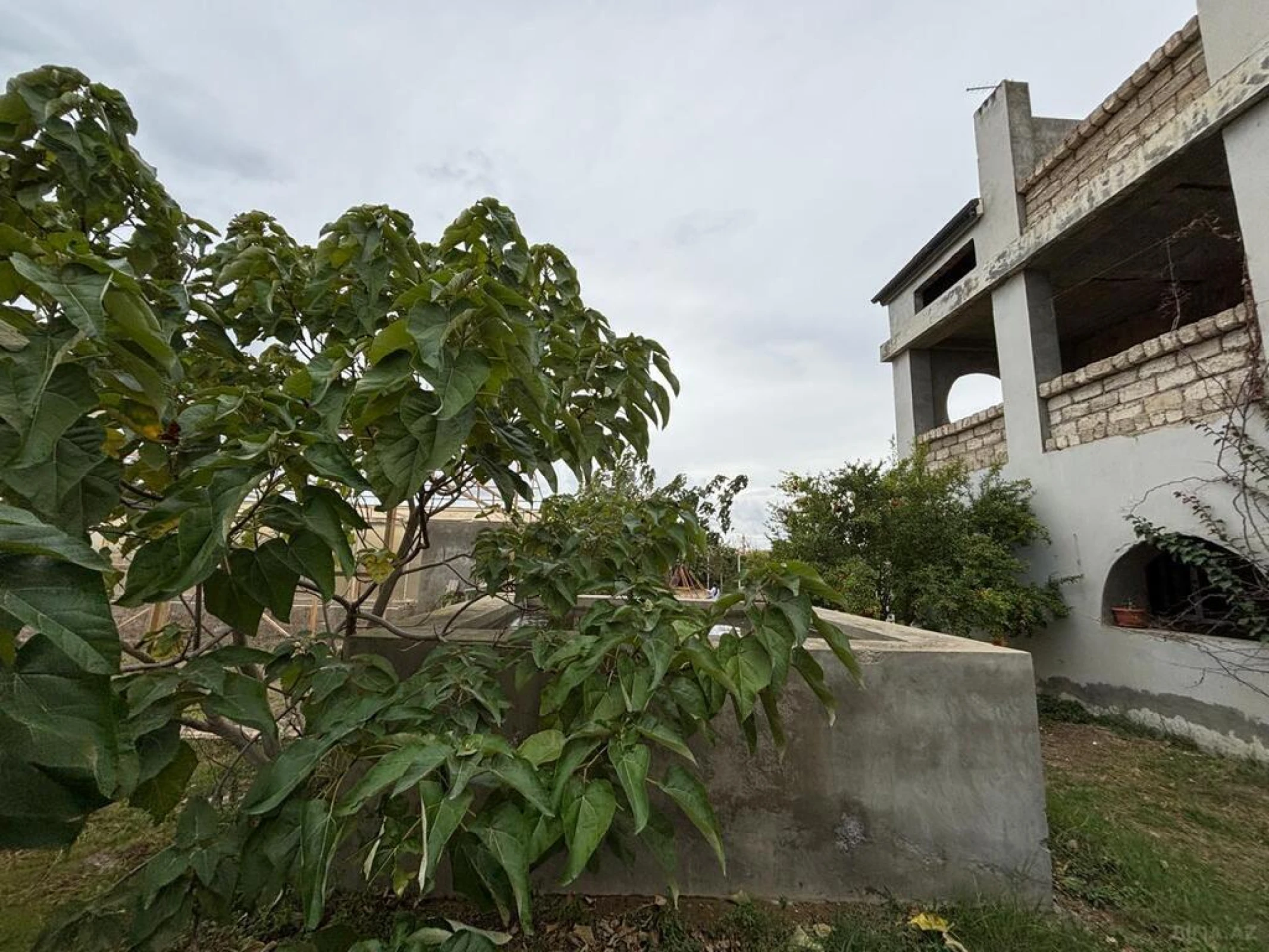 Satılır obyekt 1550 m²