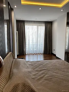 Satılır 2 otaqlı mənzil 94 m²