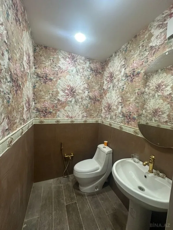 Satılır 4 otaqlı həyət evi 185 m²