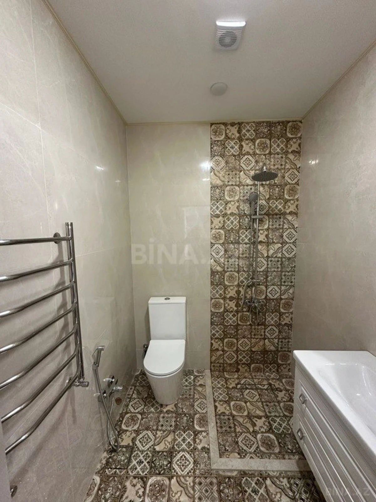 Satılır 4 otaqlı həyət evi 185 m²
