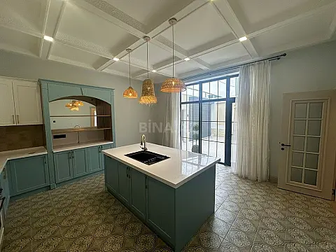 Satılır 4 otaqlı həyət evi 185 m²