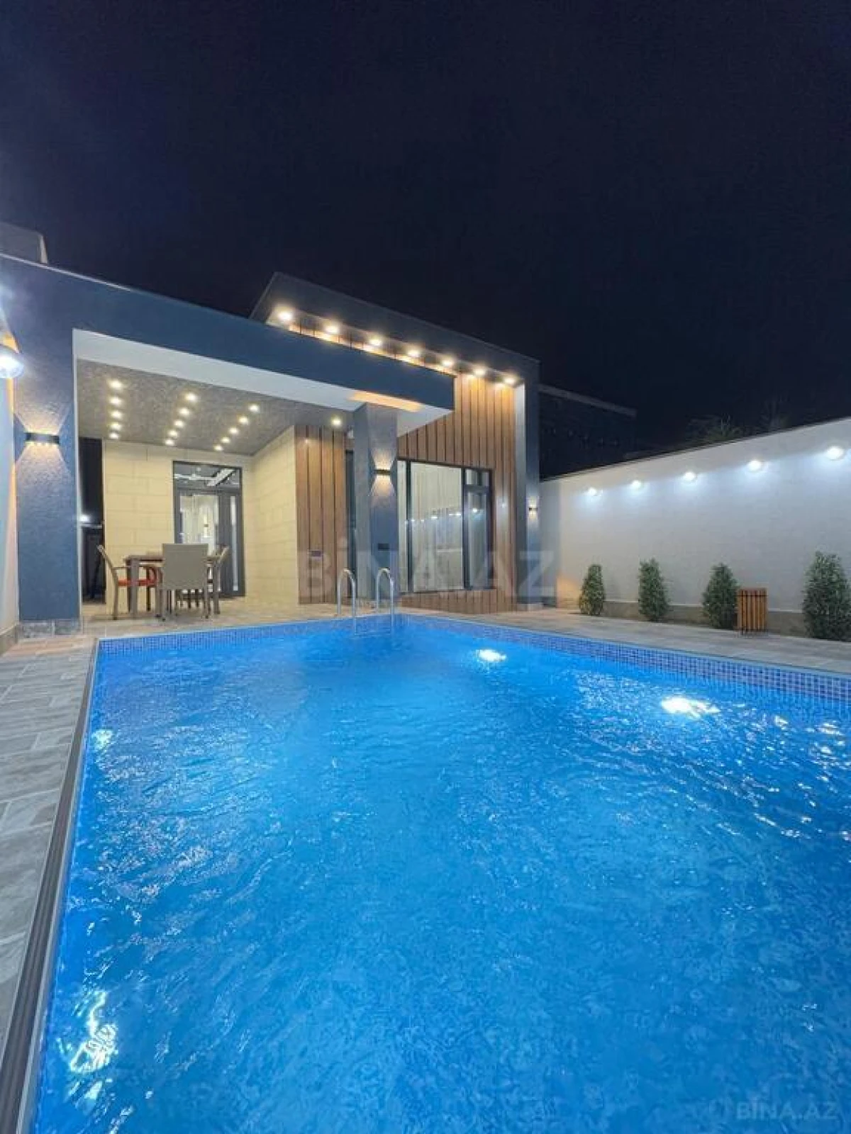 Satılır 3 otaqlı həyət evi 180 m²