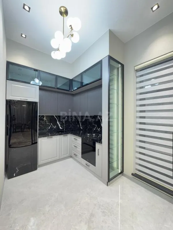 Satılır 3 otaqlı həyət evi 180 m²