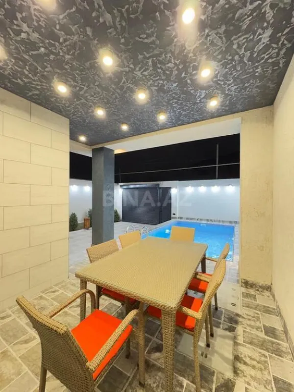Satılır 3 otaqlı həyət evi 180 m²