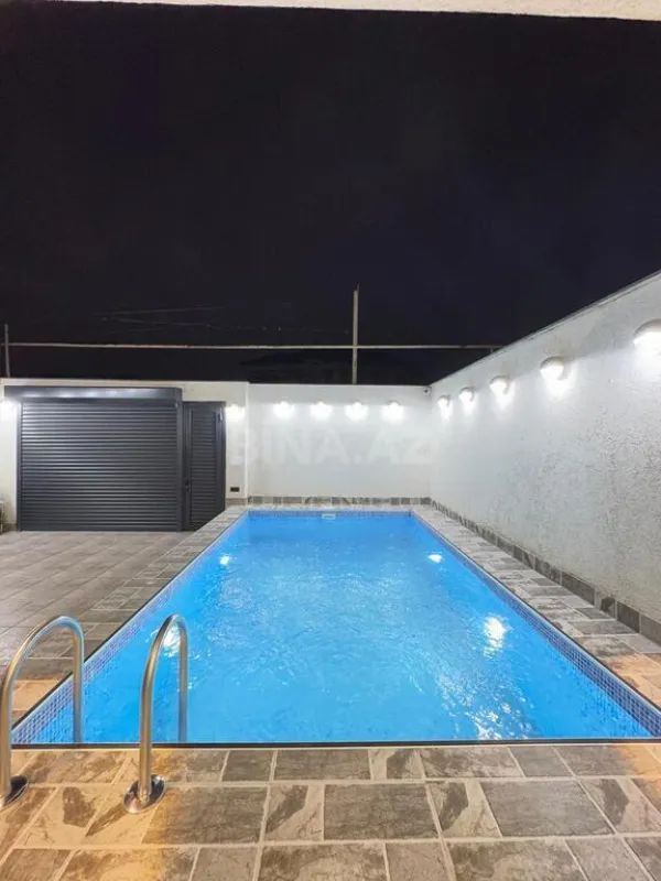 Satılır 3 otaqlı həyət evi 180 m²