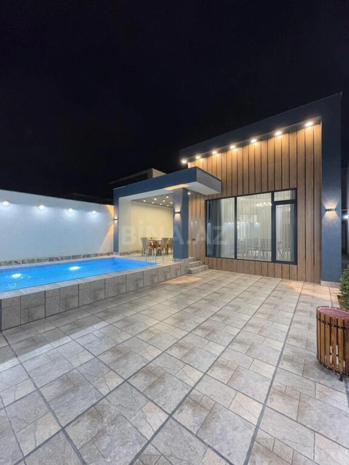 Satılır 3 otaqlı həyət evi 180 m²