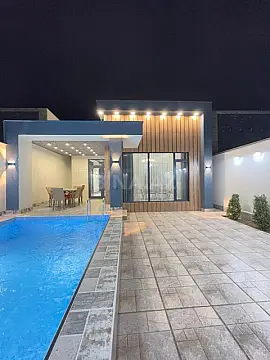 Satılır 3 otaqlı həyət evi 180 m²