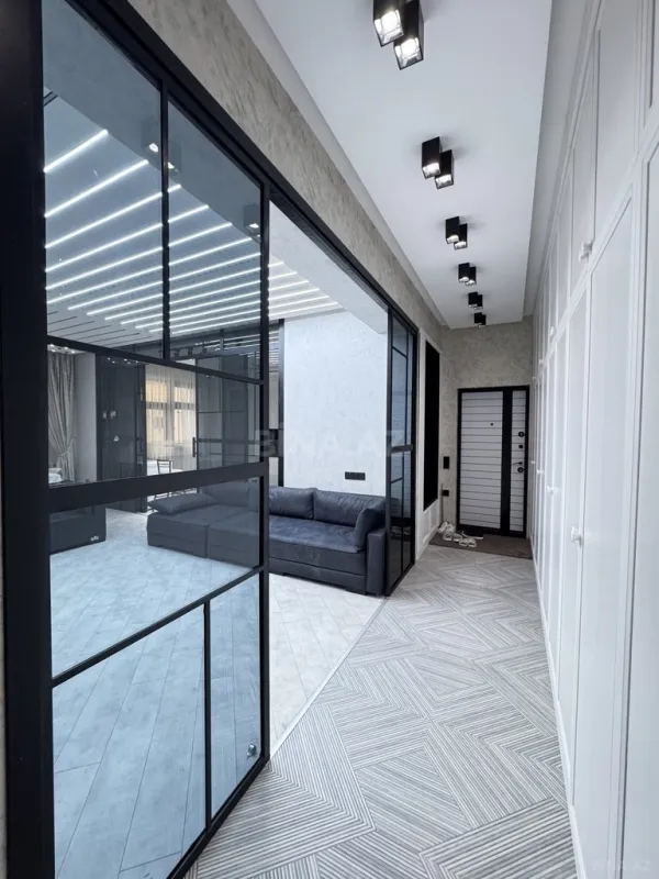 Satılır 3 otaqlı mənzil 116 m²