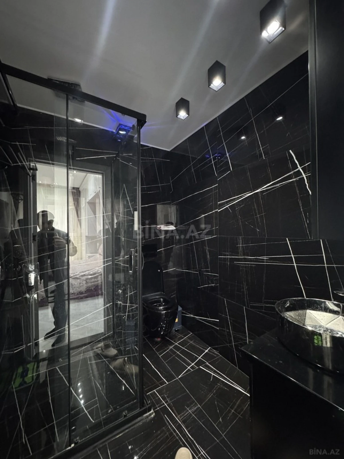 Satılır 3 otaqlı mənzil 116 m²