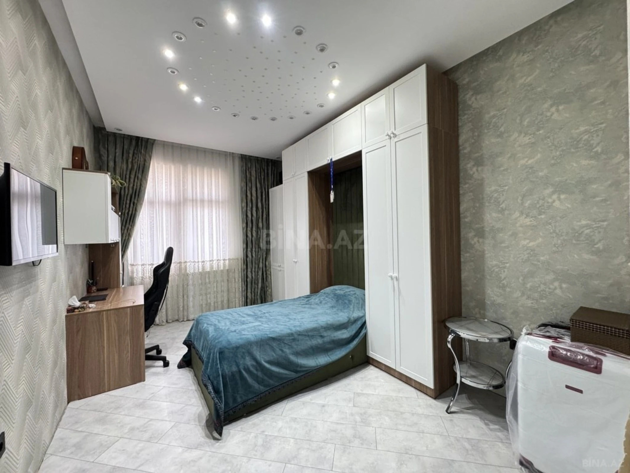Satılır 3 otaqlı mənzil 116 m²