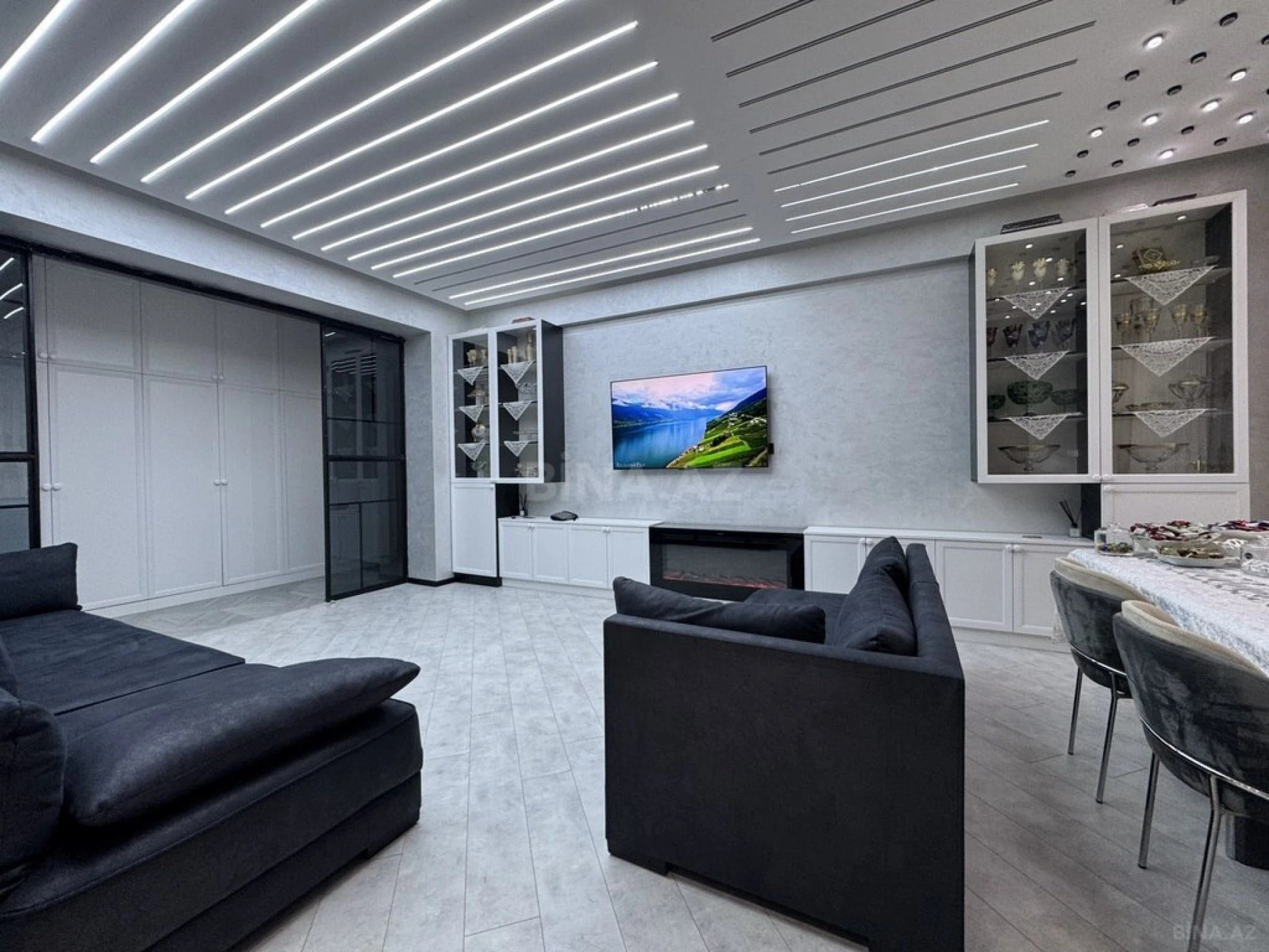 Satılır 3 otaqlı mənzil 116 m²