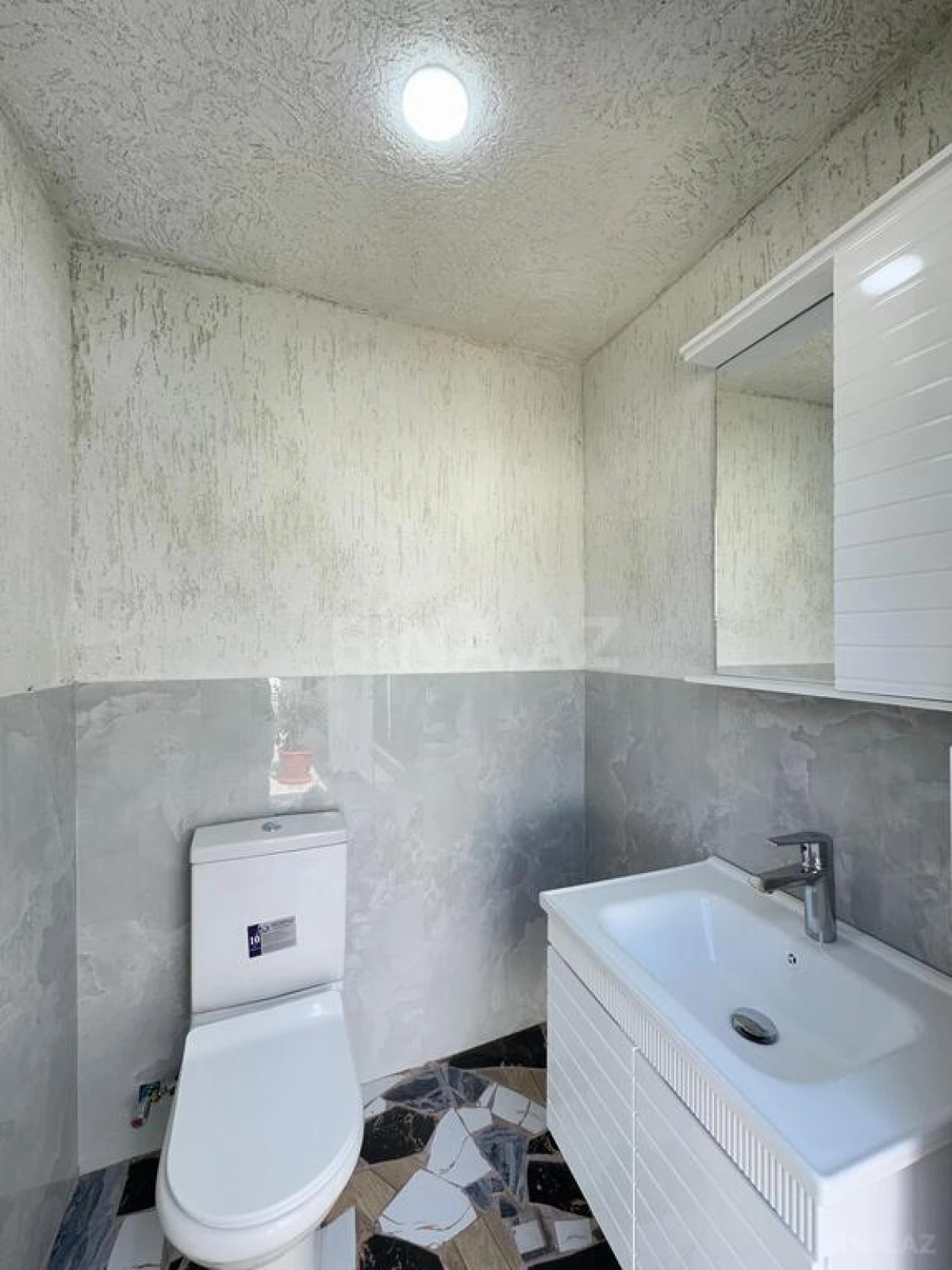 Satılır 4 otaqlı həyət evi 170 m²