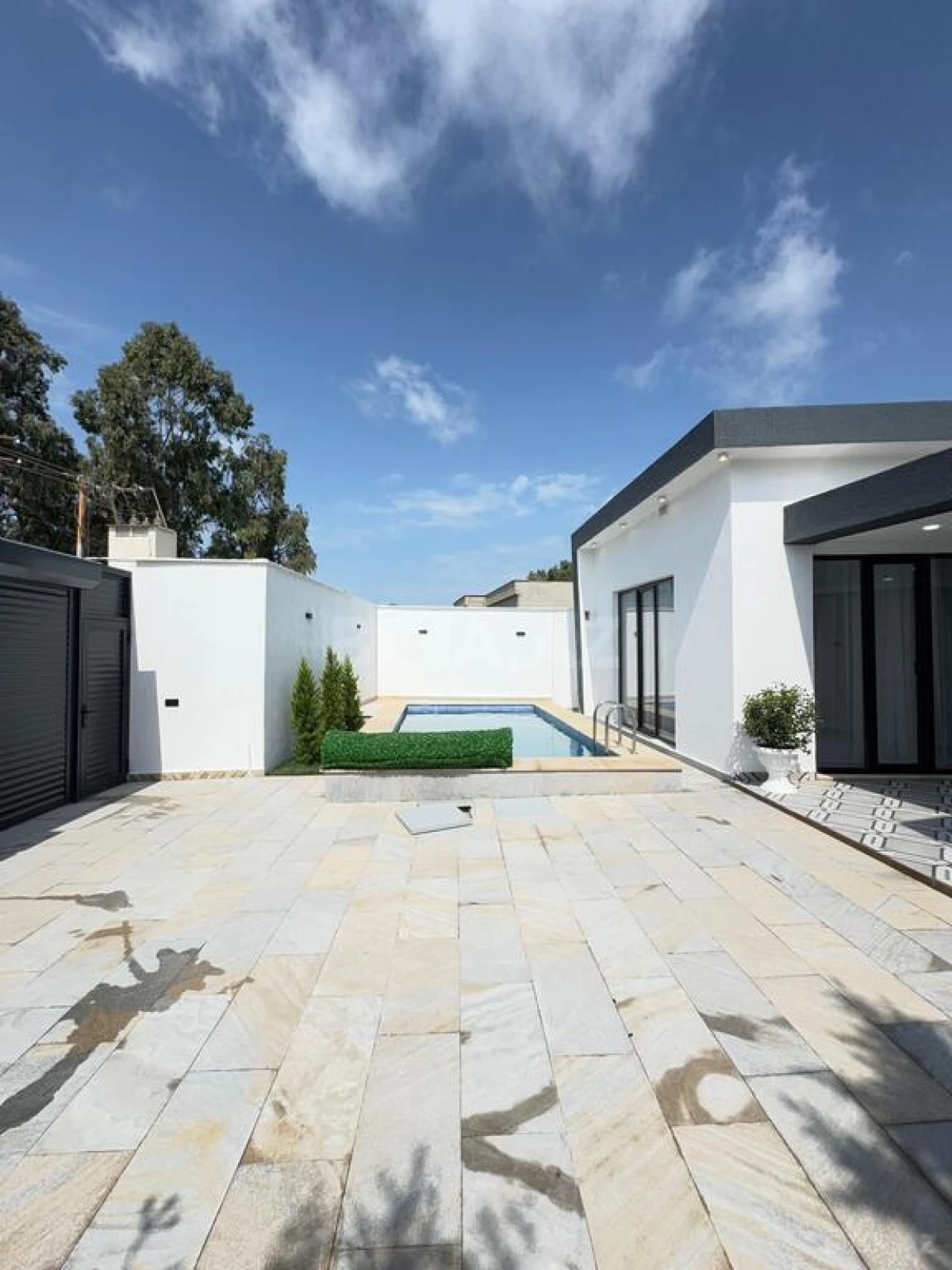 Satılır 4 otaqlı həyət evi 170 m²