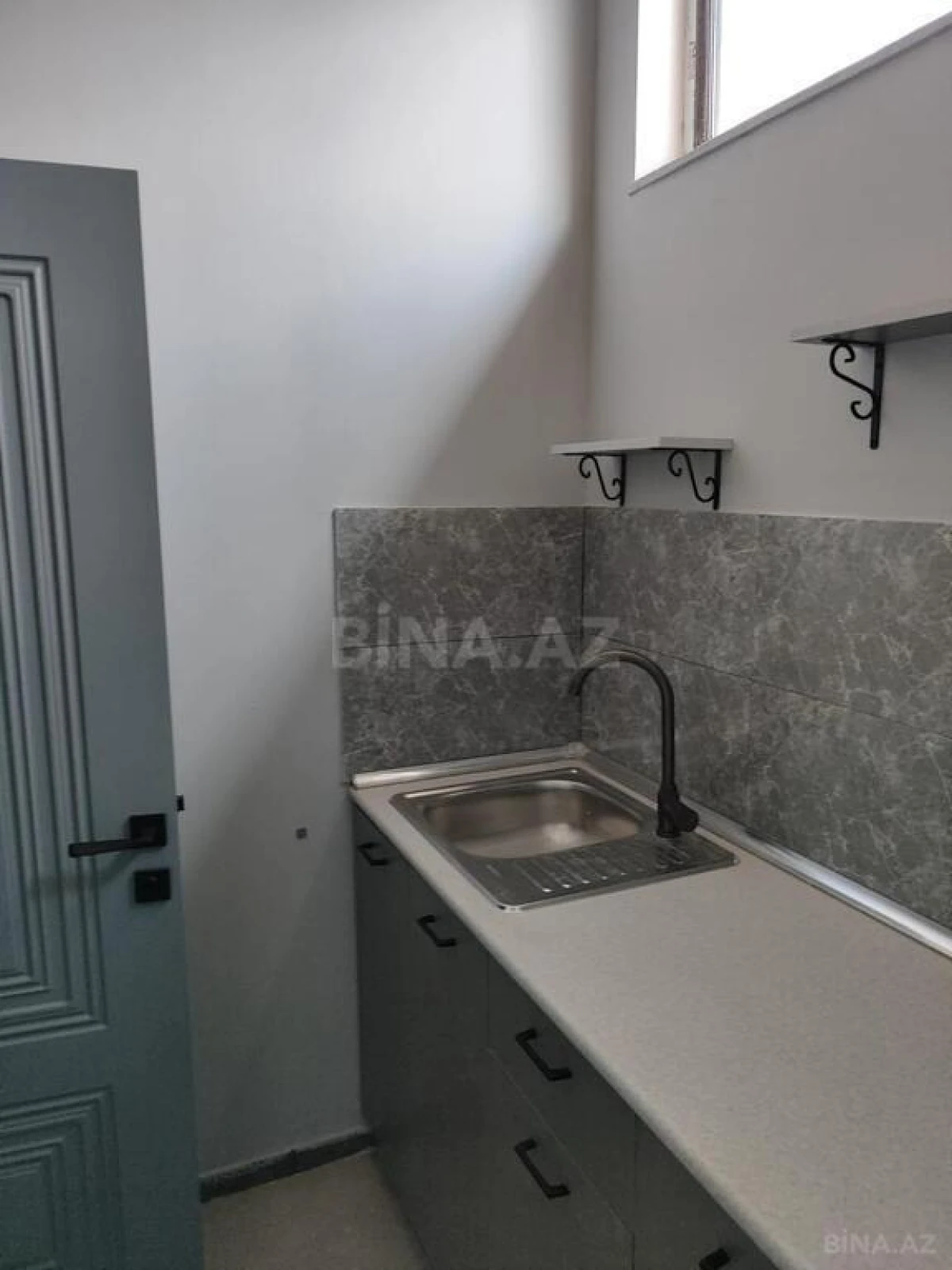 Kirayə verilir obyekt 90 m²