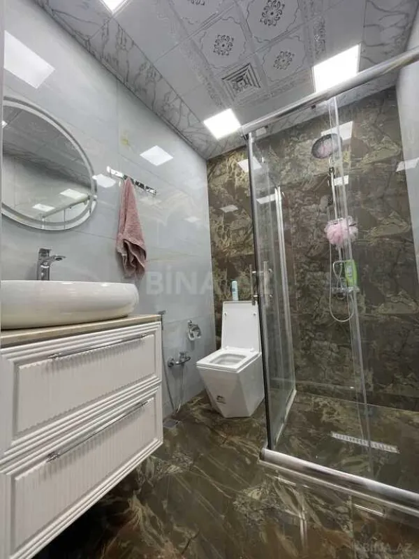 Satılır 2 otaqlı mənzil 65 m²