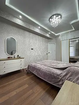 Satılır 2 otaqlı mənzil 65 m²
