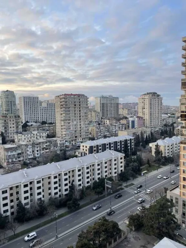 Satılır 2 otaqlı mənzil 65 m²