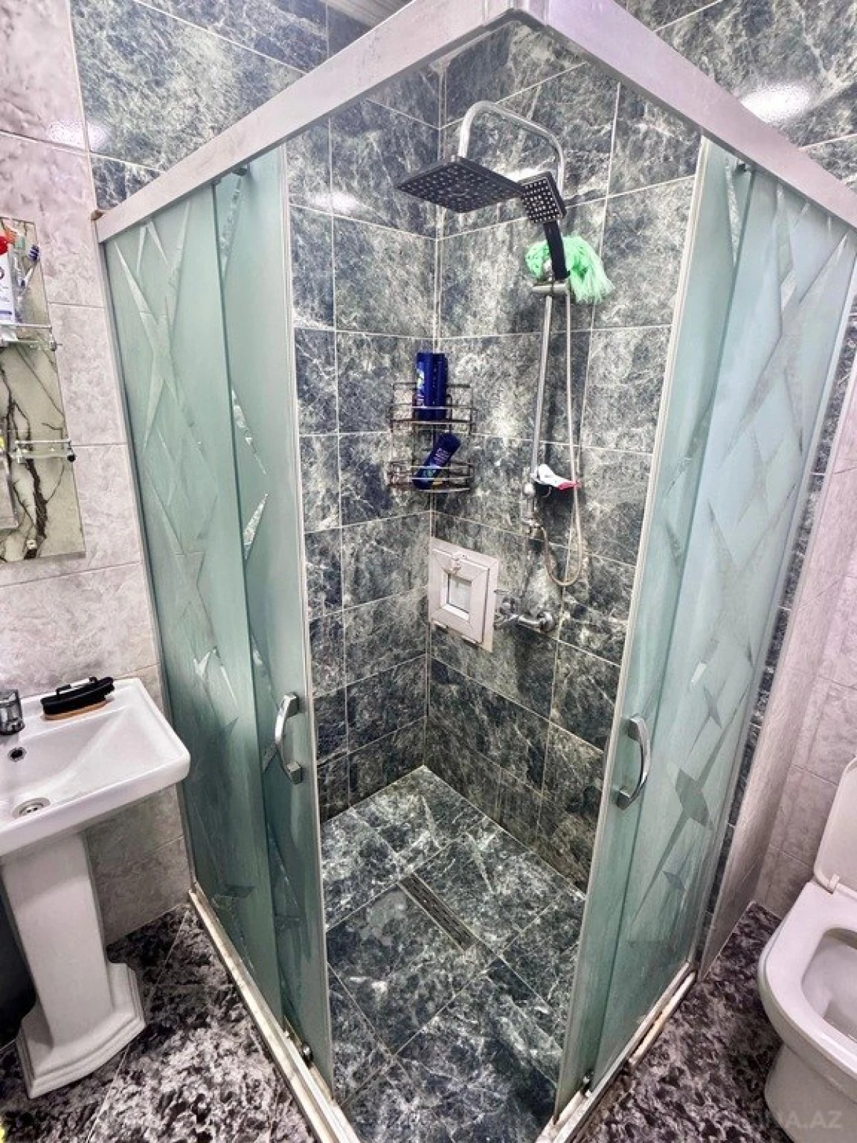 Satılır 2 otaqlı mənzil 60 m²