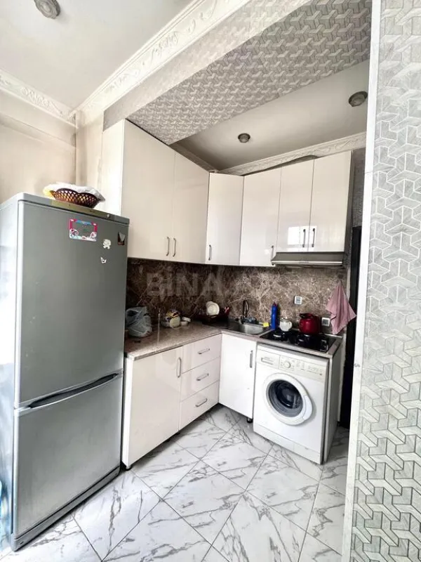 Satılır 2 otaqlı mənzil 60 m²
