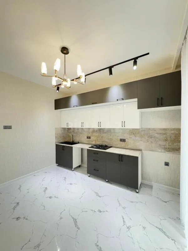 Satılır 4 otaqlı həyət evi 170 m²