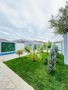Satılır 4 otaqlı həyət evi 170 m²