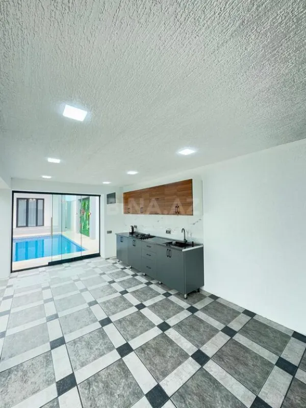 Satılır 4 otaqlı həyət evi 170 m²