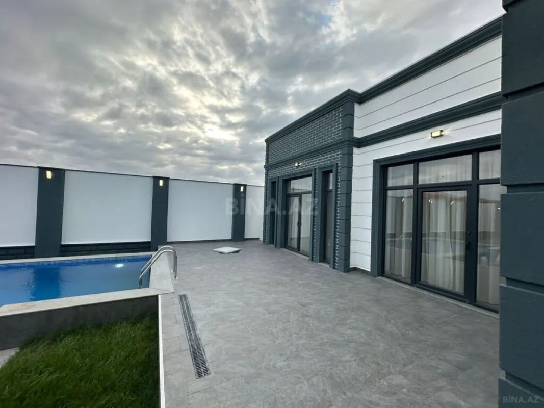 Satılır 4 otaqlı həyət evi 220 m²