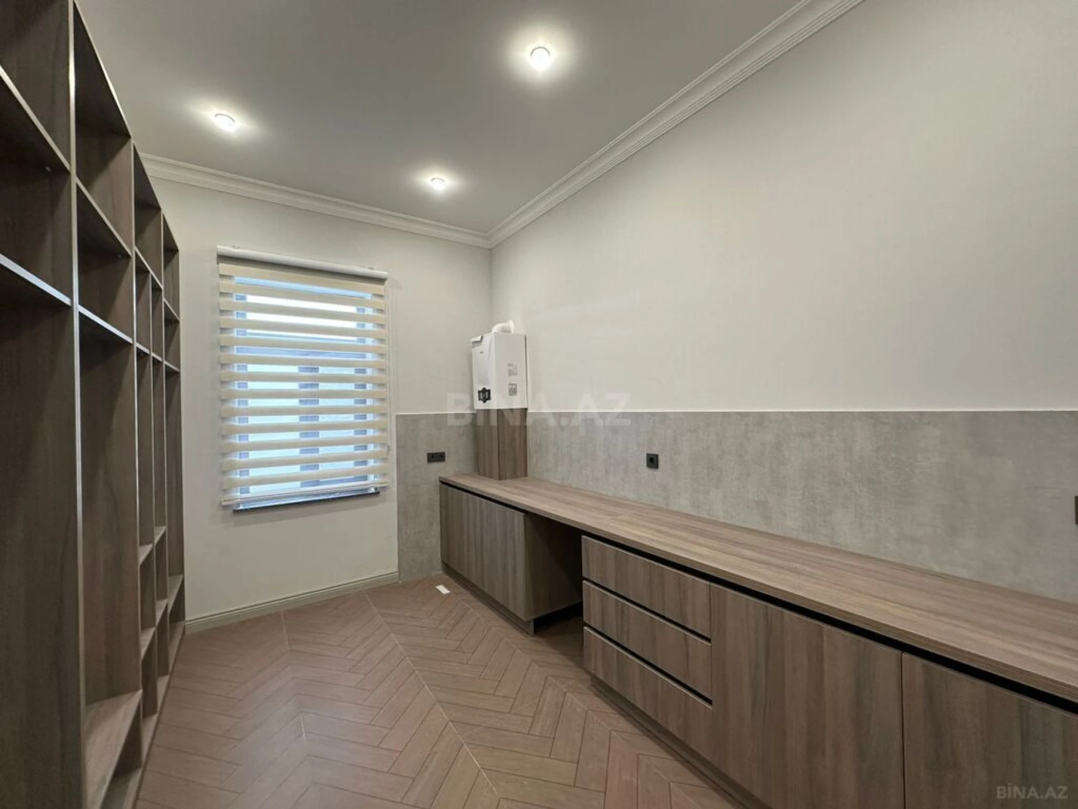 Satılır 4 otaqlı həyət evi 220 m²