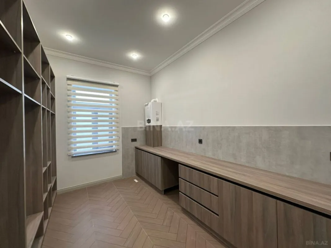 Satılır 4 otaqlı həyət evi 220 m²