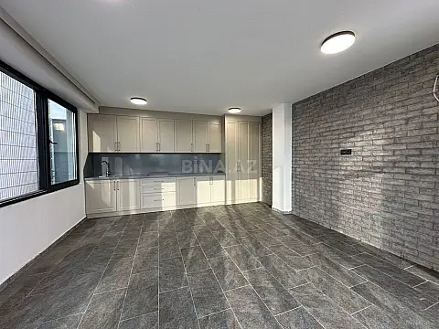 Satılır 4 otaqlı həyət evi 220 m²