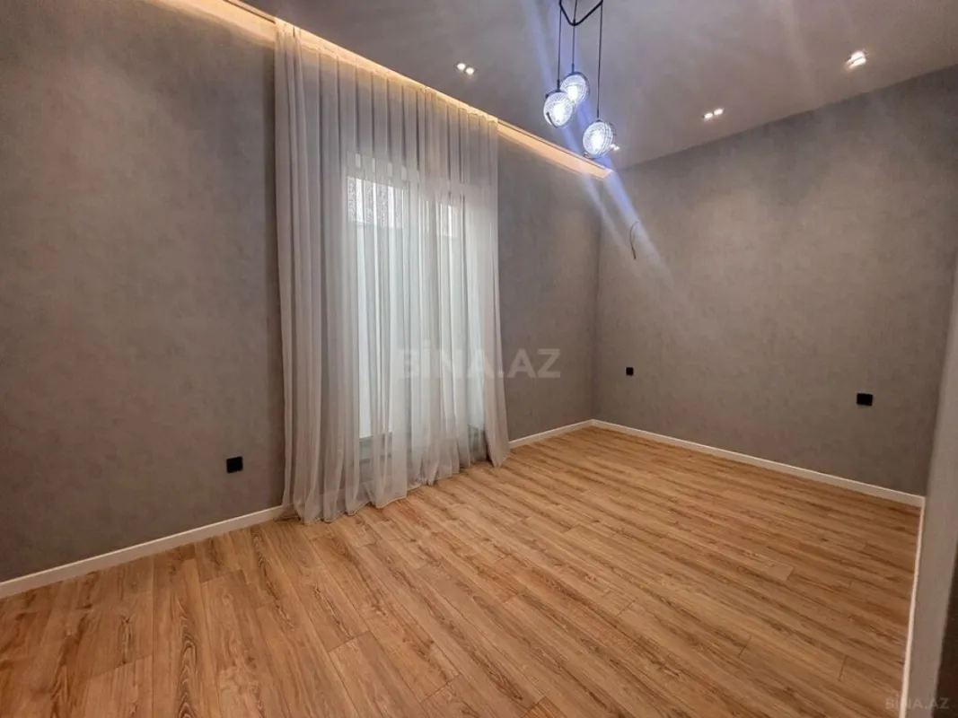 Satılır 4 otaqlı həyət evi 150 m²