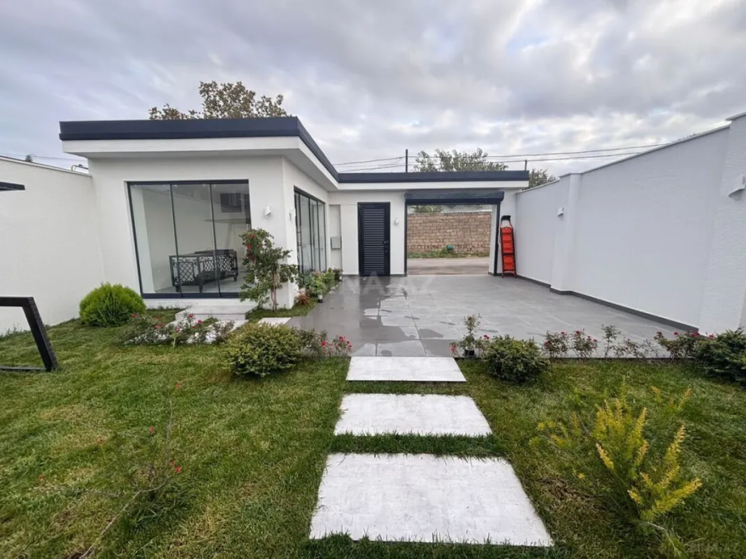 Satılır 4 otaqlı həyət evi 150 m²