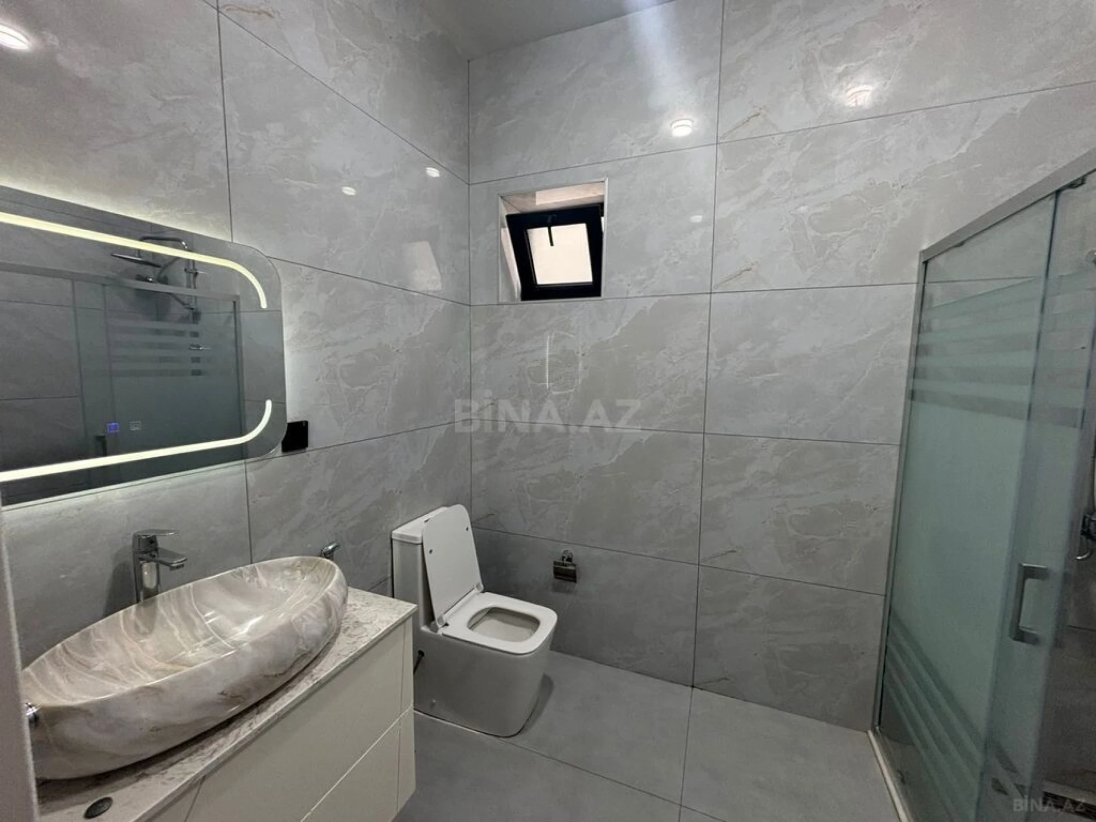 Satılır 4 otaqlı həyət evi 150 m²