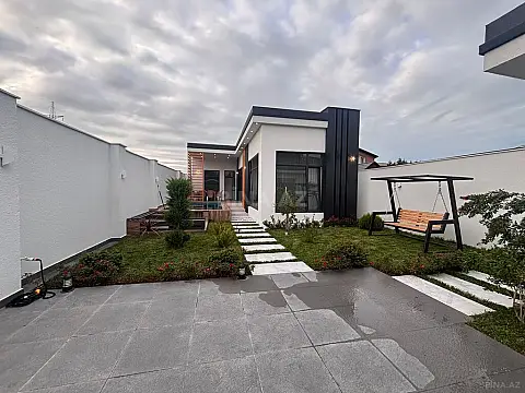 Satılır 4 otaqlı həyət evi 150 m²