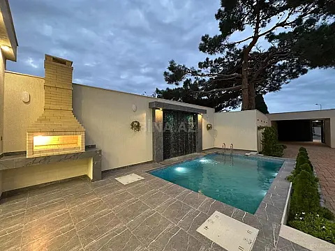 Satılır 4 otaqlı həyət evi 170 m²