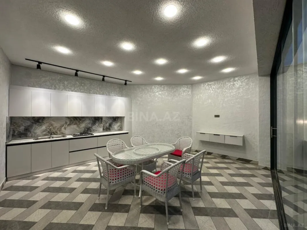 Satılır 4 otaqlı həyət evi 170 m²