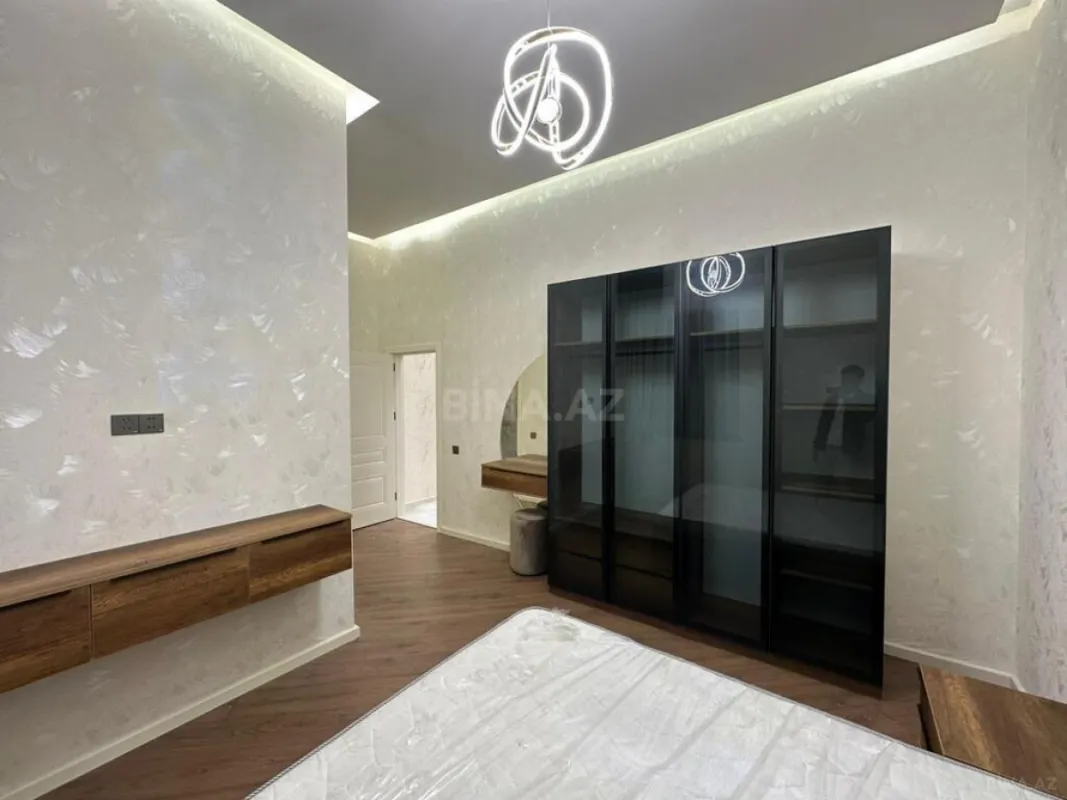 Satılır 4 otaqlı həyət evi 170 m²