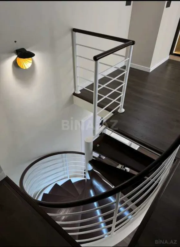 Satılır 2 otaqlı mənzil 71 m²