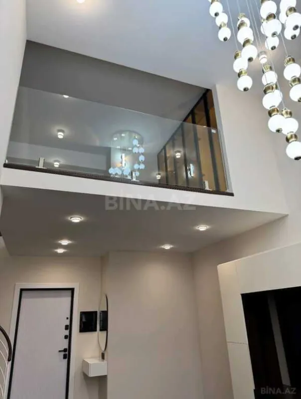 Satılır 2 otaqlı mənzil 71 m²