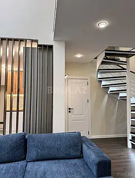 Satılır 2 otaqlı mənzil 71 m²