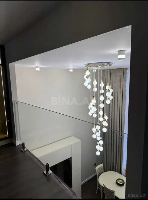 Satılır 2 otaqlı mənzil 71 m²
