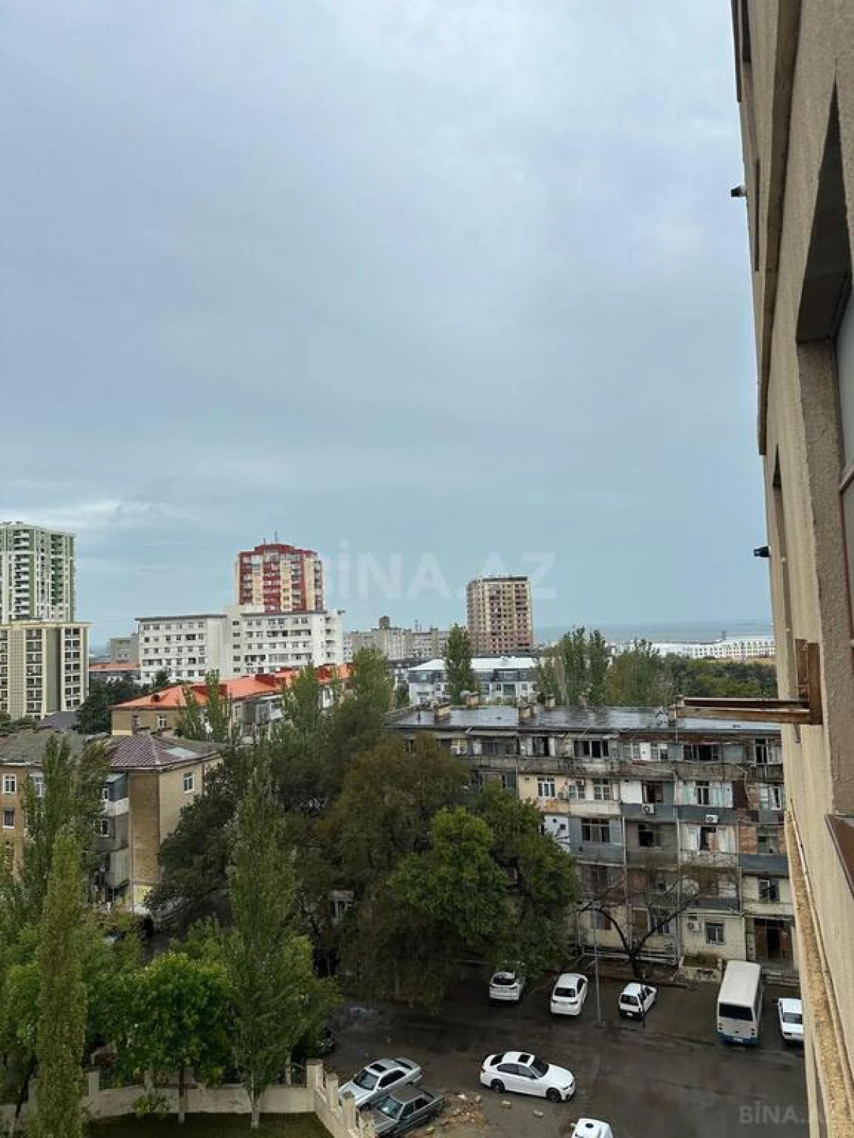 Satılır 2 otaqlı mənzil 80 m²