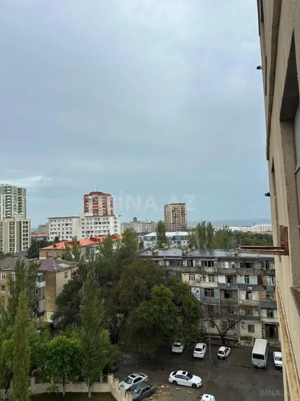 Satılır 2 otaqlı mənzil 80 m²
