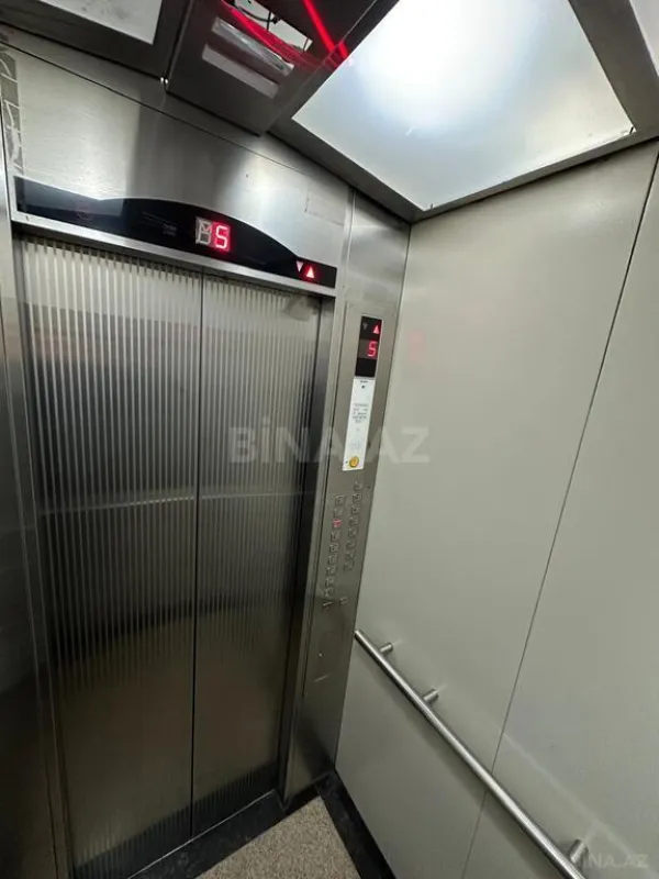 Satılır 2 otaqlı mənzil 80 m²