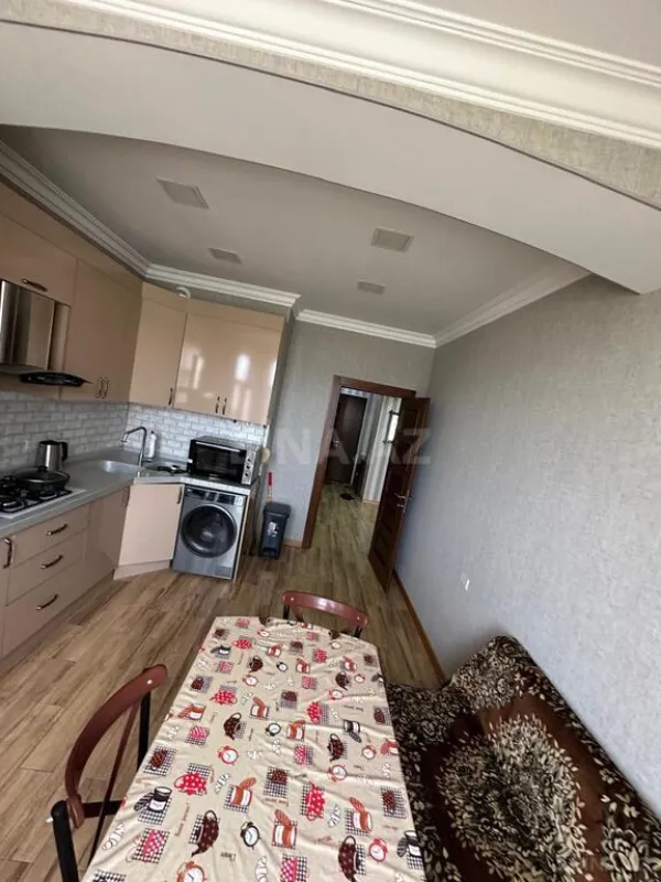 Satılır 2 otaqlı mənzil 80 m²