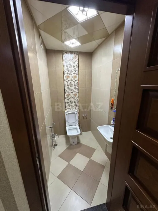 Satılır 2 otaqlı mənzil 80 m²
