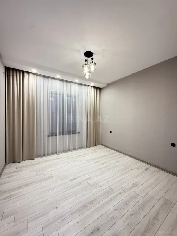 Satılır 4 otaqlı həyət evi 160 m²